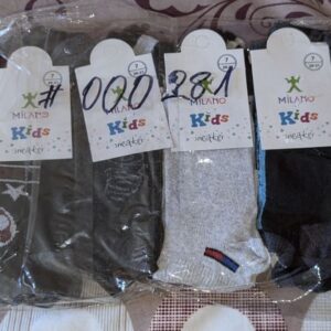 Комплект от 12 чифта детски памучни чорапи "Milano Kids Sneaker", размер 29-31, в различни цветове, подходящи за носене с маратонки.