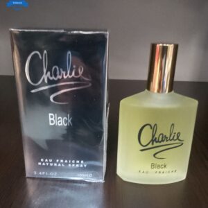 Парфюм Charlie Black Eau Fraiche, 100 мл, с матова бутилка в светложълт цвят и златна капачка, в луксозна черна опаковка със сребристи акценти.