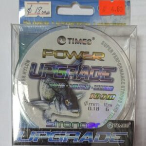 Риболовно влакно TIMES POWER UPGRADE 100 м – диаметър 0.18 мм, здравина 6 lbs, в прозрачна опаковка с холограмен етикет и изображение на риба.