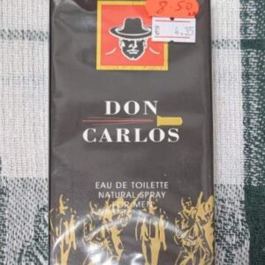 Мъжки парфюм DON CARLOS в черна опаковка с илюстрации на танцьори и логото на мъж с шапка. Етикет с намалена цена от 8.50 € на 4.35 €.