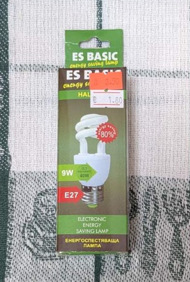Енергоспестяваща крушка ES BASIC 9W = 40W, E27, 220-240V