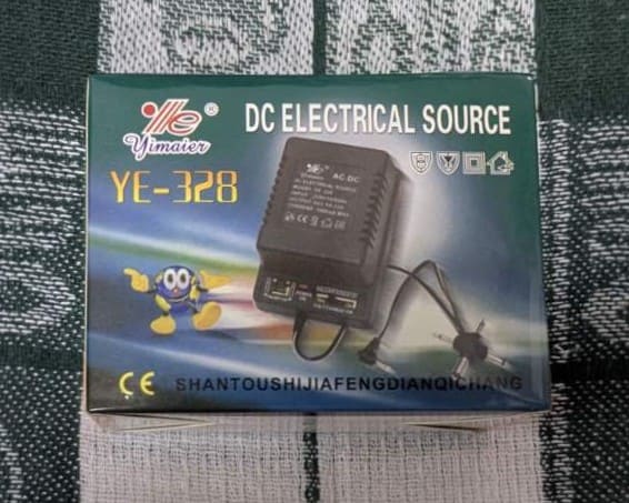 Универсален AC-DC адаптер YE-328 - Image 2
